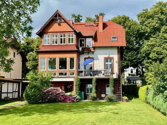 Landhausvilla auf herrlichem Wassergrundstück am Zeuthener See