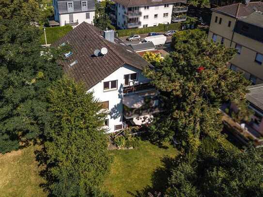 Bad Godesberg: Helle Gartenwohnung in kleinem Mehrfamilienhaus