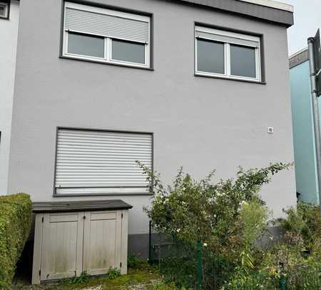 Attraktives und gepflegtes 6-Zimmer-Reihenhaus in Bad Vilbel