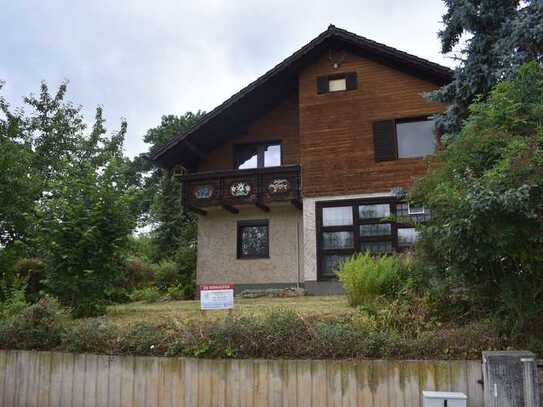 Ein-Zweifamilienhaus in guter Erreichbarkeit zu Göttingen-Preis VB