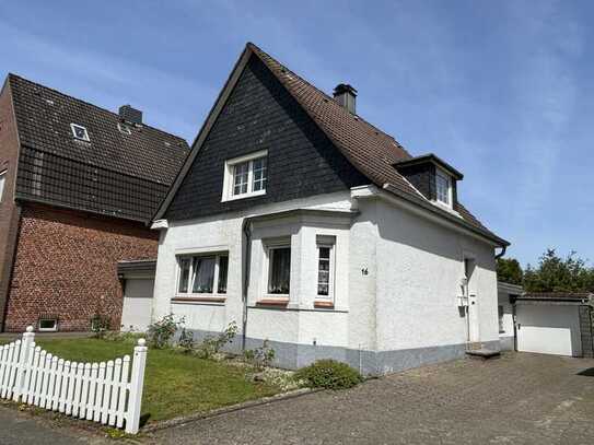 Handwerkerhaus mit Wintergarten und großer Garage in ruhiger beliebter Lage (RÖMBKE IMMOBILIEN KG)