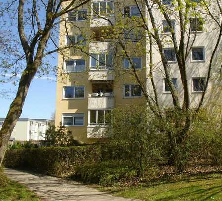 Erstbezug nach Sanierung mit Balkon: Freundliche 2-Raum-Wohnung in Wetzlar (bei Krankenhaus)