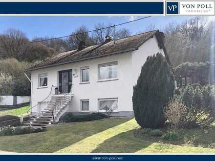 Gepflegtes Einfamilienhaus mit Garage und Blick in die Natur