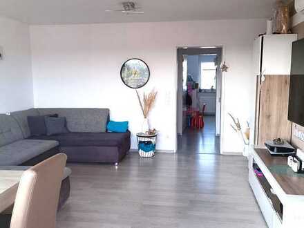 !!Privat!! Modenesierte 4 Zimmer Wohnung zu Verkaufen