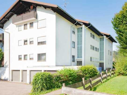 Gemütliche 2-Zimmer-Wohnung mit Terrasse in ruhiger zentrumsnaher Lage von Oberstaufen