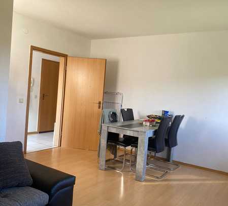 Sehr schöne DG-Wohnung mit sonniger Loggia in Helferskirchen