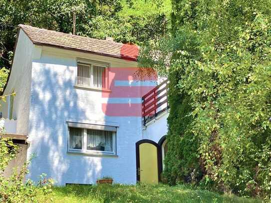 Freistehendes Ein-/Zweifamilienhaus in angenehmer Wohnlage