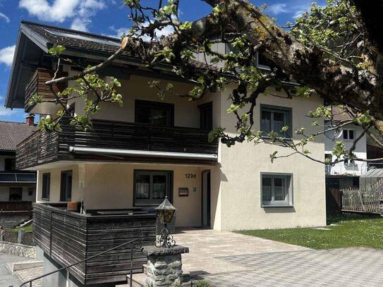 Gepflegtes 1-2 Familienhaus mit großer Nutzfläche