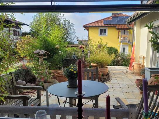 Schöne 2-Zimmer-EG-Wohnung im 2-Familienhaus mit Terrasse und Garten in Anthering