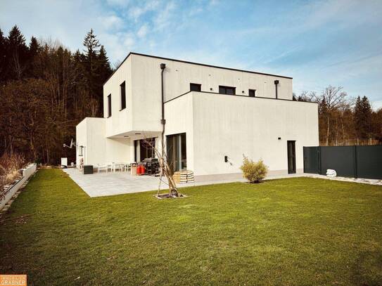 Moderne Landvilla in Ohlsdorf bei Gmunden