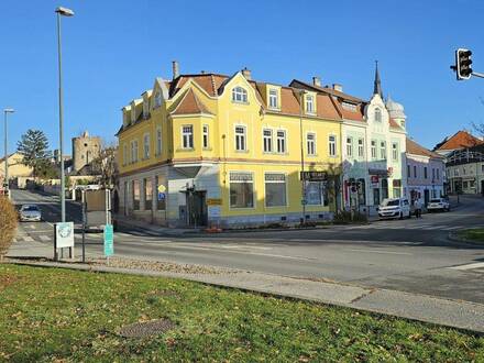 Helle freundliche 2 Zimmer-Wohnung, zentraler Vorraum - vis à vis der Bezirkshaupmannschaft