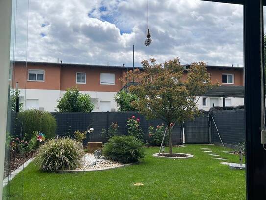 Wunderschönes Reihenhaus mit Garten in ruhiger Lage