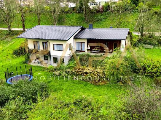 Familienhaus mit Blick auf die Berge, den See und das Bistum Gurk-Großer Garten sucht grünen Daumen!