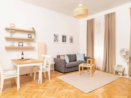 Charmante ruhige 2 Zimmer Wohnung in Top Lage mit perfekter Anbindung