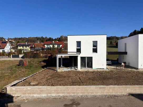 Einfamilienhaus mit Südwest-Terrasse und Carport - 15 Fahrminuten von Graz - belagsfertig!