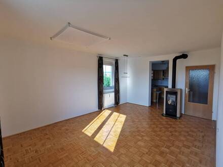 Sonnige 3-Zimmer Wohnung mit Loggia