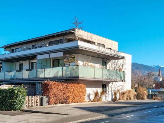 Eine Oase zum Wohnen - Große 2 1/2 Zimmer Wohnung in Altenstadt zu vermieten