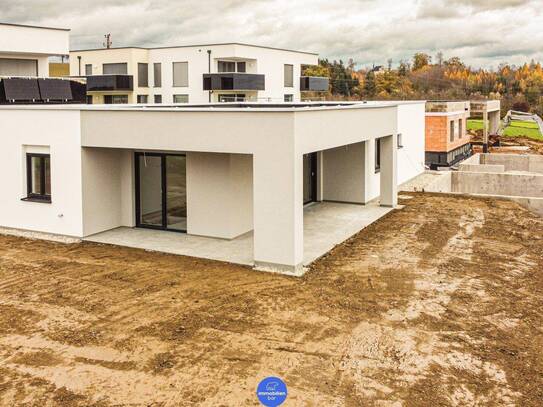 Land Life Bungalow - Mit Aussicht am Besten - mit Carport, Provisionsfrei - Haus 2