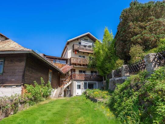 Idyllisches Mehrfamilienhaus mit 4 Wohneinheiten, sanierungsbedürftig und vielseitig nutzbar