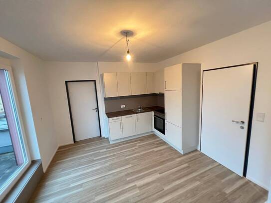 Sanierte 3 Zimmer Mietwohnung (ca. 63 m²) mit Dachterrasse und KFZ-Abstellplatz in Graz