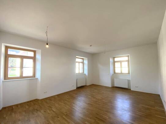 2-Zimmer-Mietwohnung in Riegersburg mit Blick auf die Burg!