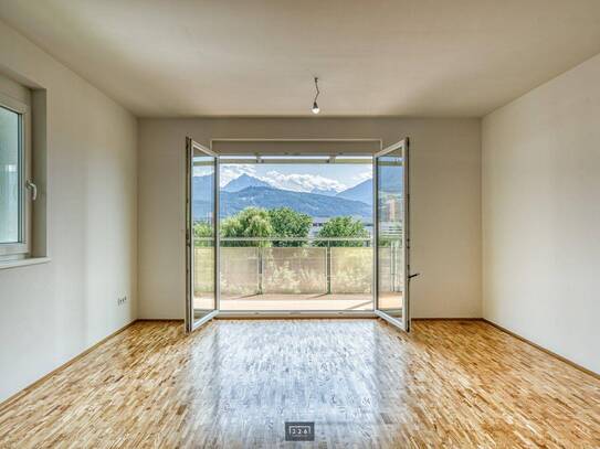 226 Immobilien: DIESER AUSBLICK! 3-Zi-Dachgeschosswohnung mit Südbalkon / optional TG-AP in Innsbruck-Arzl