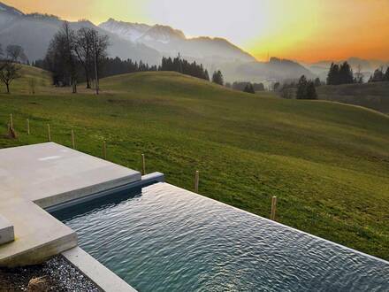 Tiroler Architektur - Villa mit Traumblick in idyllischer, einzigartiger Lage I Kamin, Garten, Sonnenterrasse, Infinity…