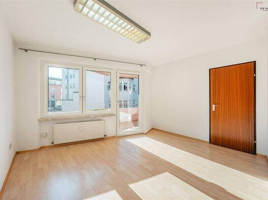 Helles Büro/Kanzlei/Praxis mit Balkon in zentraler Lage von Kufstein