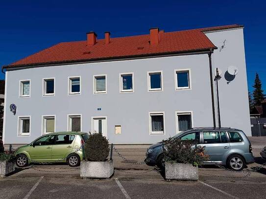 Vollvermietetes Zinshaus in Bestlage, hochwertig renoviert.