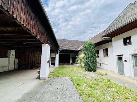 Beeindruckender Vierkanthof mit traumhaften Ausblick!