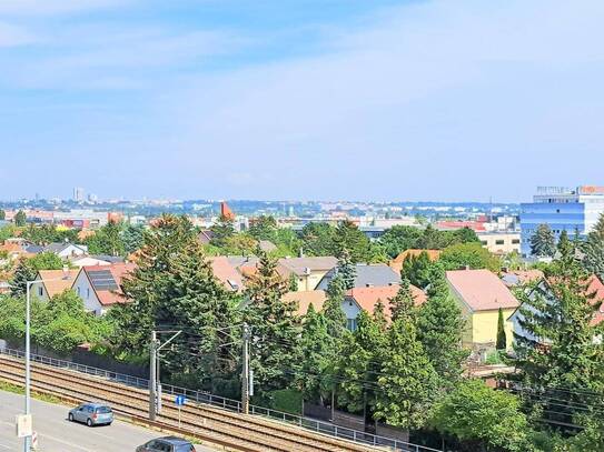 Praktische Büroflächen in verkehrsgünstiger Lage