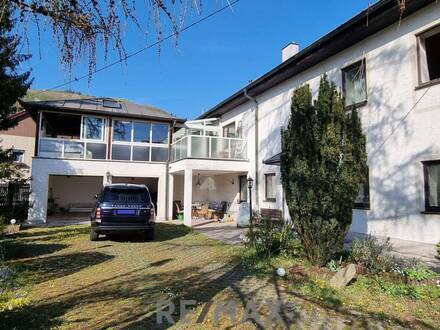 Zweifamilienhaus in zentraler Lage