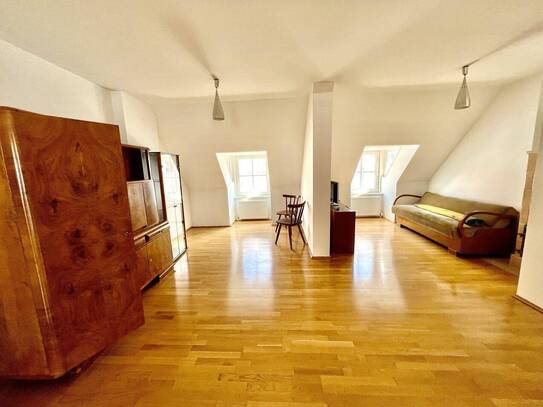 Charmante Dachgeschoßwohnung in Knittelfeld