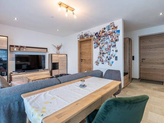 Neuwertige Singlewohnung mit Terrasse