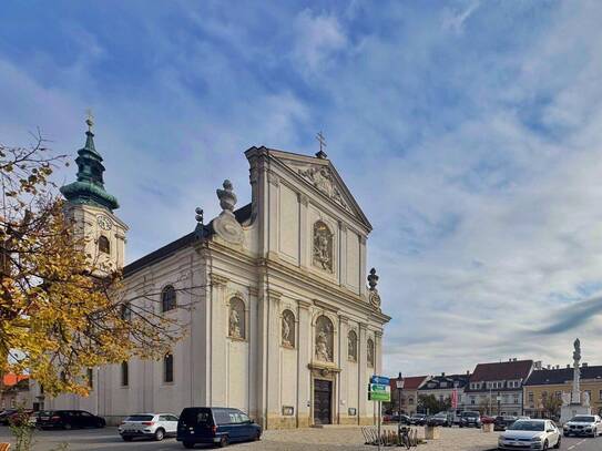 Anlegerwohnung im Herzen von Bruck: Dachgeschosswohnung mit Balkon für nur 149.000€!