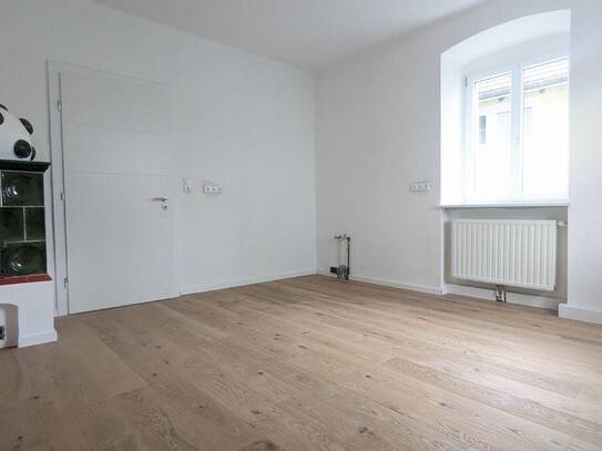 Zweitwohnsitz: Modernisierte 3 (4)-Zimmer-Wohnung in Traunnähe mit 67m2 (+20m2 Wohnkeller)