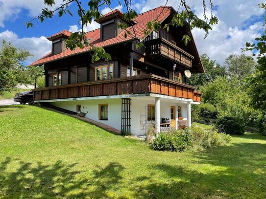 Gepflegtes Blockhaus im Grünen sucht neuen Eigentümer