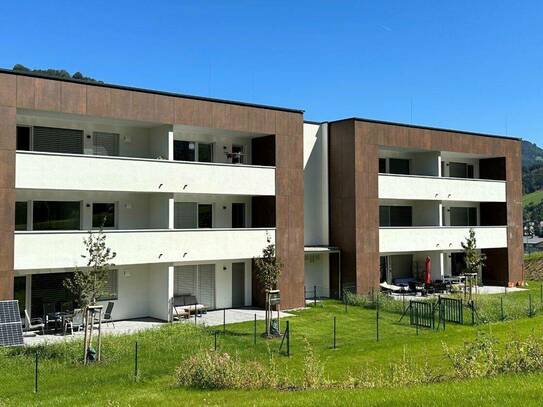 Investmentchance für Anleger: Vermietete Gartenwohnung mit Carport und Parkplatz!