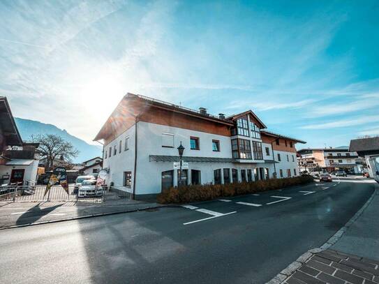 Dachgeschoss Mietwohnung im Herzen von Niederndorf