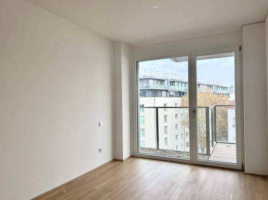 Termin online buchen: Erstbezug: 2-Zimmer Wohnung mit Balkon & Badewanne - Ausblick Nordbergstraße - Nahe U4 - hauseige…