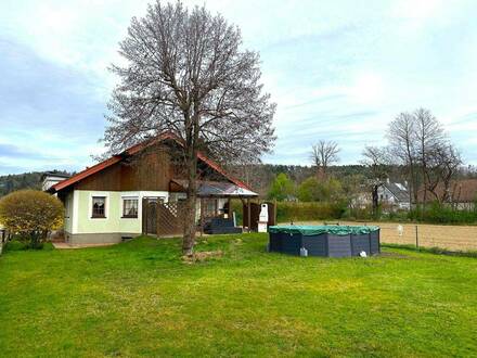 Bungalow in Raaba-Grambach in sonniger Ruhelage mit Doppelgarage und neuer Photovoltaikanlage!