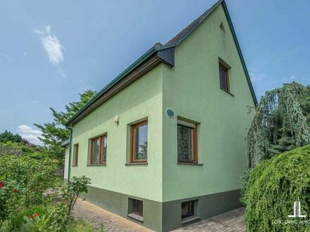 Einfamilienhaus mit traumhaftem Garten in Ruhelage