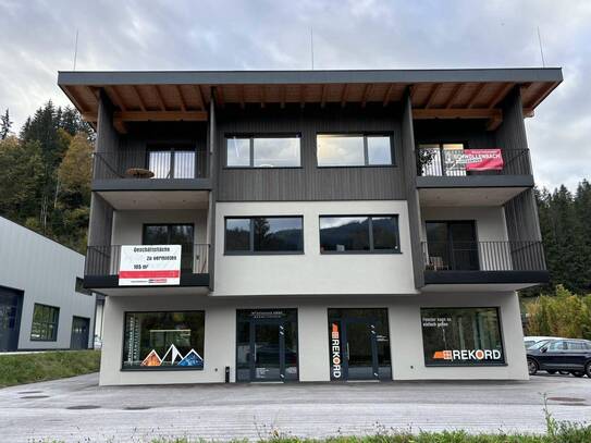 Büroflächen in verkehrsgünstiger Lage von Hopfgarten Markt