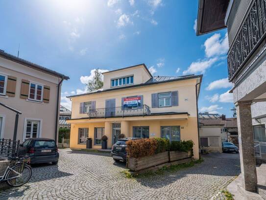 DAVE - Historisches Stadthaus im Zentrum von Seekirchen