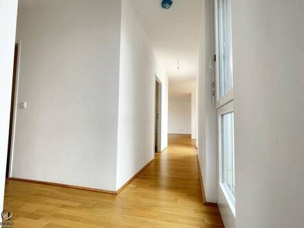 ++Provisionsfrei für den Käufer!++ Exklusive Dachgeschoßwohnung mit Fernblick in Ruhelage!