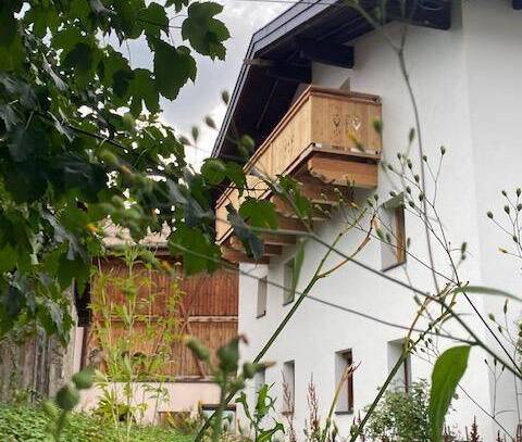 Wohnung mit eigenem Garten im Chalet Christoph - Ferienregion St. Anton am Arlberg