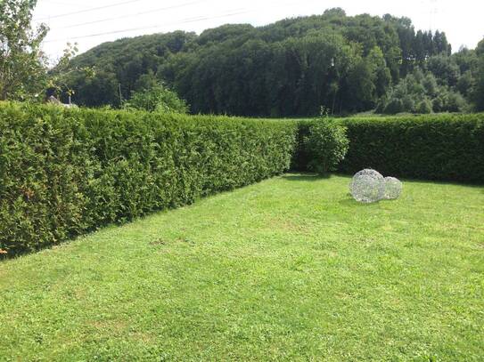 4-Zimmer-Eckreihenhaus in Bergheim mit Blick ins Grüne