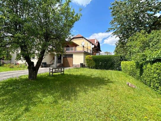 Sanierungsobjekt - Einfamilienhaus in ruhiger Wohnsiedlung - mit Garten und Garage.