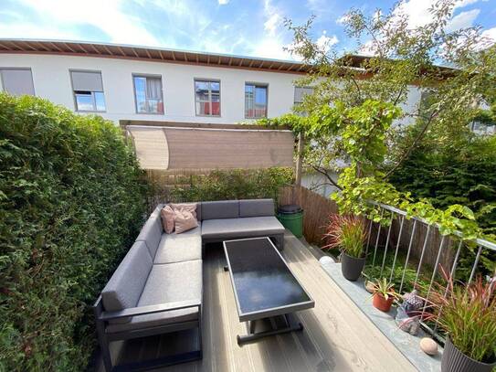 3-ZIMMER- ERDGESCHOSS MAISONETTEWOHNUNG IN PREMIUM-LAGE MIT TRAUMHAFTER TERRASSE IN MIEMING