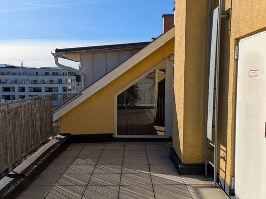 Sonniger Wohntraum mit neuer Küche und großer Terrasse!